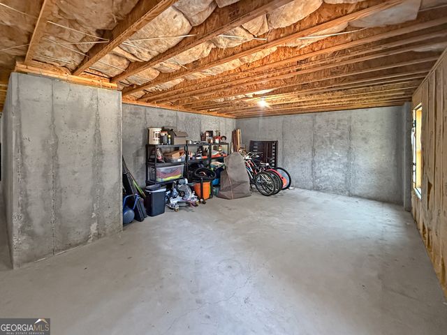 194 Inverness Avenue, Newnan, GA 30263