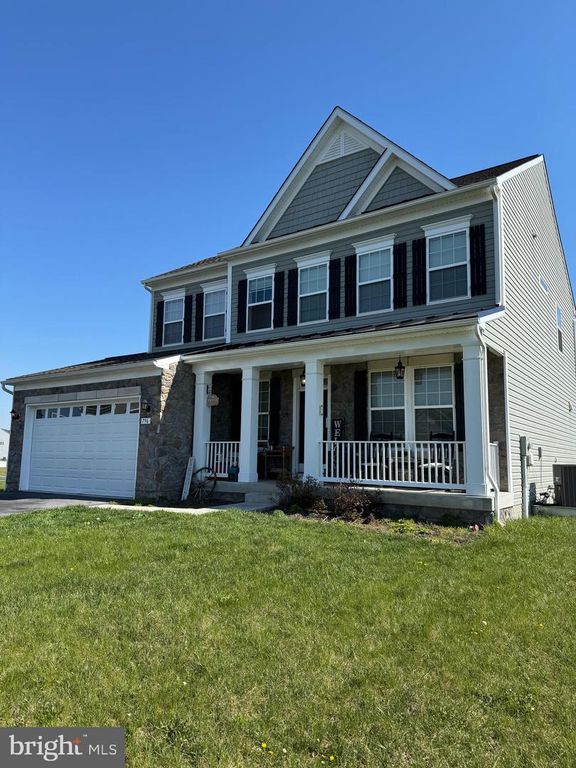 796 CALVERT CIRCLE, Bunker Hill, WV 25413