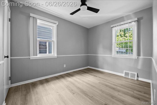 29710 Quinkert Street, Roseville, MI 48066