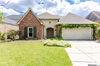 11051 Shoreline Dr, Baton Rouge, LA 70809