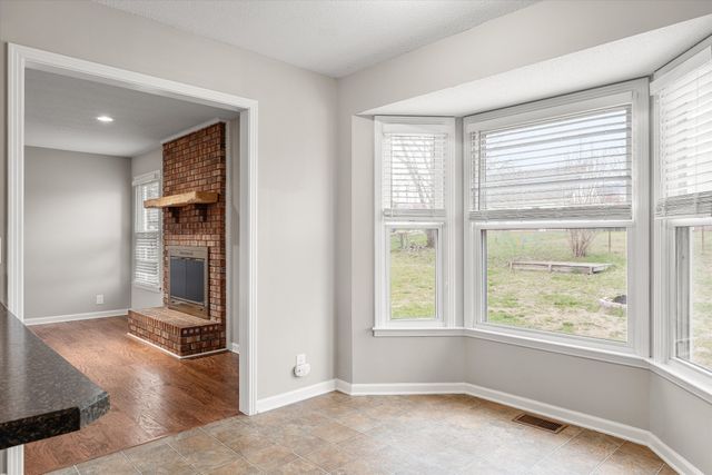 534 Brentwood Cir, Clarksville, TN 37042