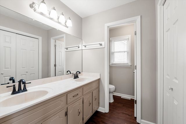 534 Brentwood Cir, Clarksville, TN 37042