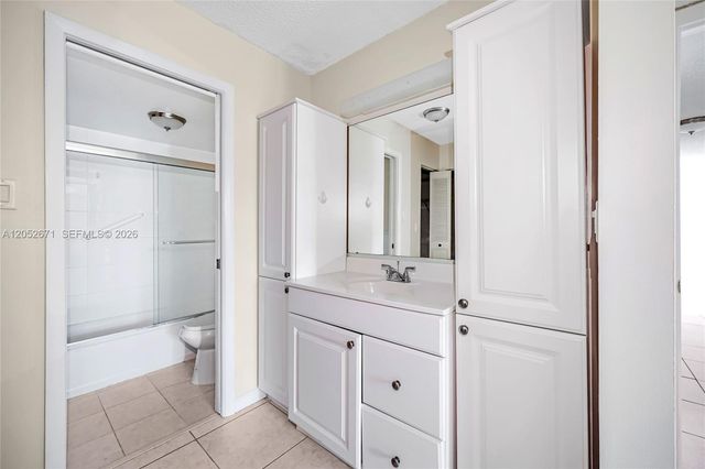 6861 SW 147th Avenue 3G, Miami, FL 33193