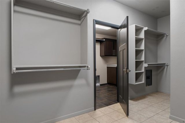 17705 Sparrow Hawk Lane, Edmond, OK 73012