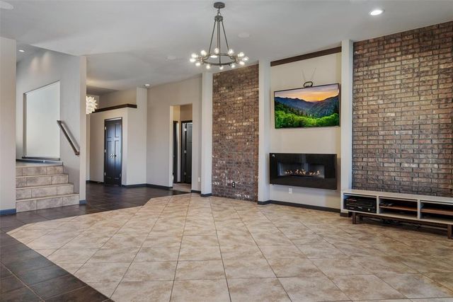 17705 Sparrow Hawk Lane, Edmond, OK 73012