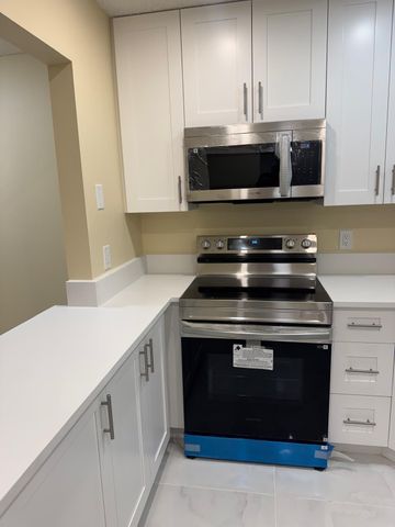 4947 Sable Pine Circle D2, West Palm Beach, FL 33417