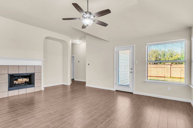 9941 Voss Avenue, Fort Worth, TX 76244