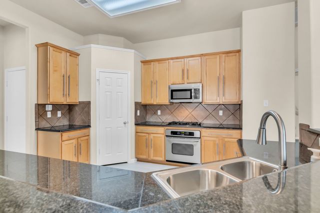 9941 Voss Avenue, Fort Worth, TX 76244