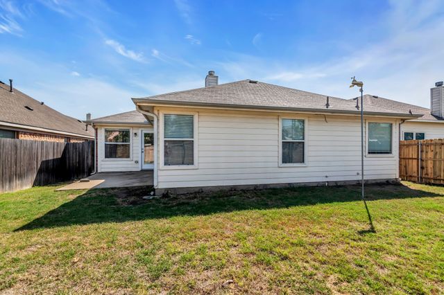 9941 Voss Avenue, Fort Worth, TX 76244