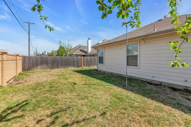 9941 Voss Avenue, Fort Worth, TX 76244