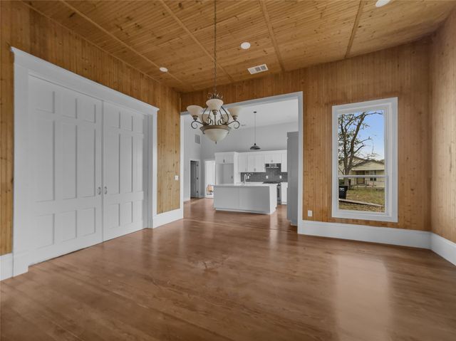 3906 Houston Street, Greenville, TX 75401