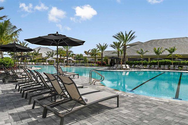 3258 ALBA CIRCLE, Bradenton, FL 34211