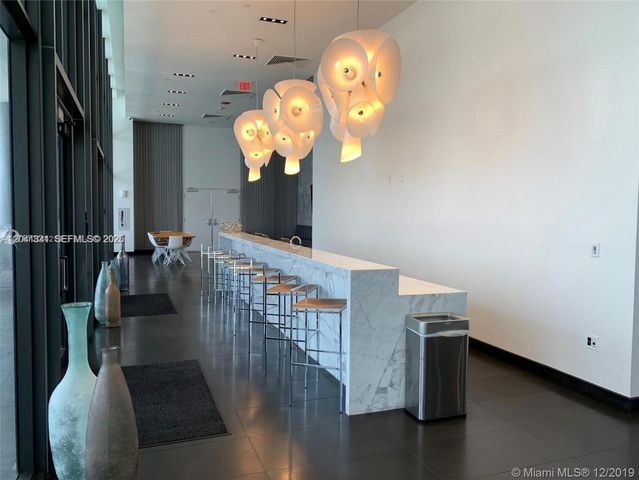 1600 NE 1st Ave 1401, Miami, FL 33132