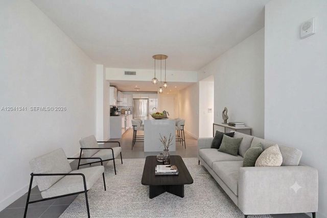 1600 NE 1st Ave 1401, Miami, FL 33132