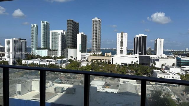 1600 NE 1st Ave 1401, Miami, FL 33132