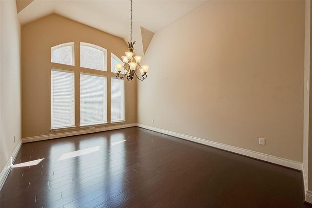 5810 Emmit Creek Lane, Sugar Land, TX 77479