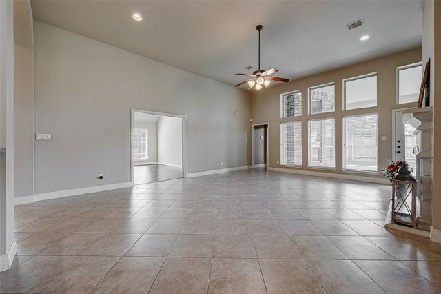 5810 Emmit Creek Lane, Sugar Land, TX 77479