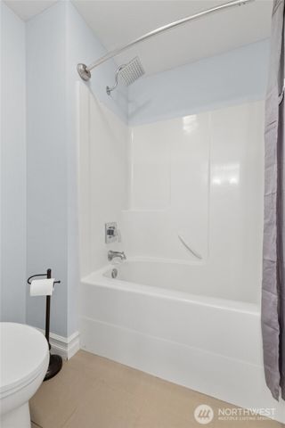 8023 173rd Avenue E, Sumner, WA 98390