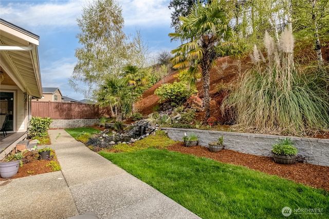 8023 173rd Avenue E, Sumner, WA 98390