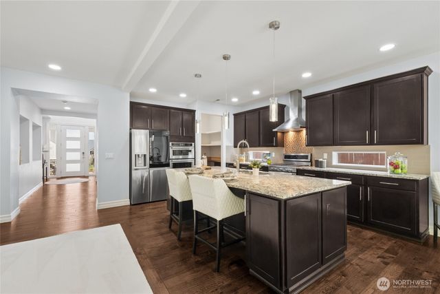 8023 173rd Avenue E, Sumner, WA 98390