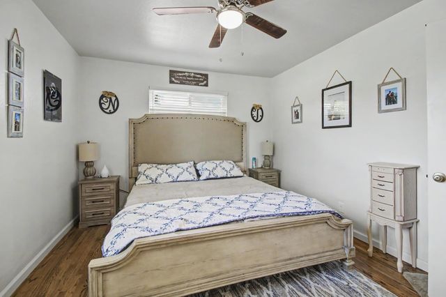 7039 Demaret Dr, Sacramento, CA 95822