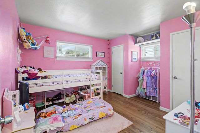 7039 Demaret Dr, Sacramento, CA 95822