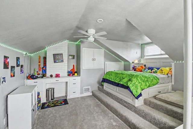 7039 Demaret Dr, Sacramento, CA 95822
