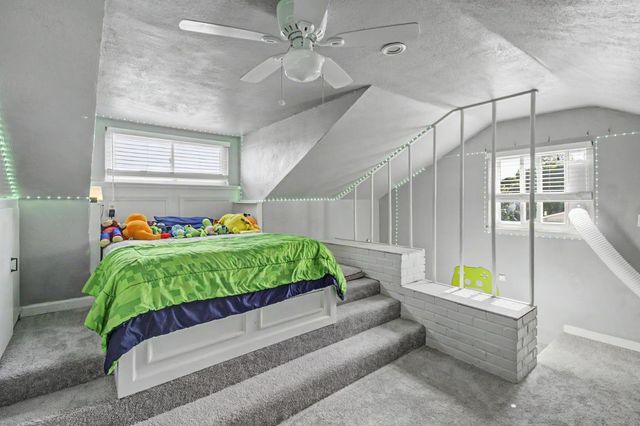 7039 Demaret Dr, Sacramento, CA 95822