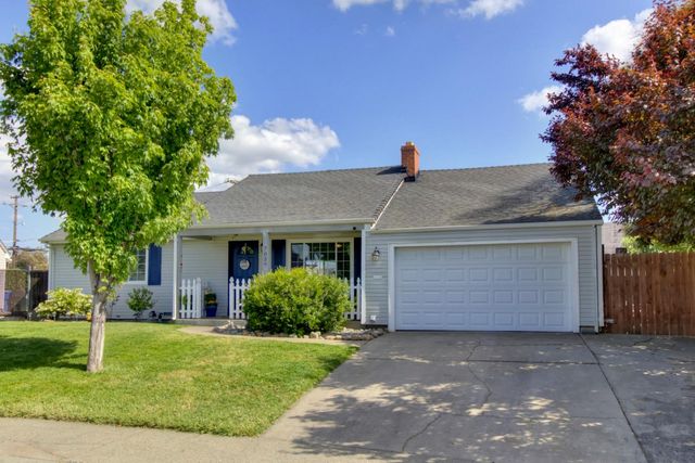 7039 Demaret Dr, Sacramento, CA 95822