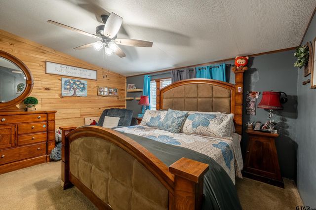 17061 County Road 4188, Lindale, TX 75771
