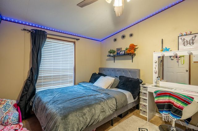 17061 County Road 4188, Lindale, TX 75771