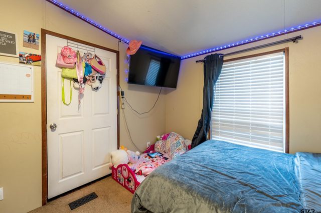 17061 County Road 4188, Lindale, TX 75771