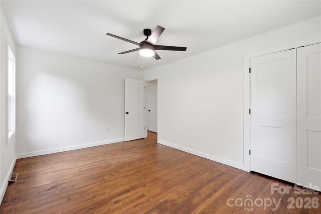 30 Top Of The Mountain Road, Hendersonville, NC 28739