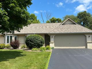 N114W15890 Hilbert LANE, Germantown, WI 53022
