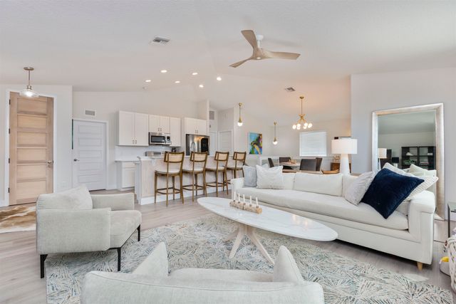 6856 Avenue D, St Augustine, FL 32080