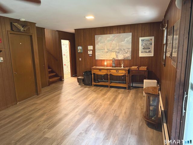 75 Starrs Plain Road, Danbury, CT 06810