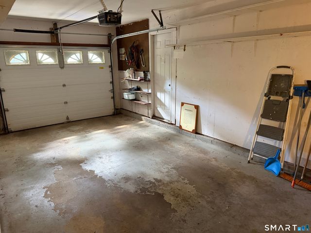 75 Starrs Plain Road, Danbury, CT 06810