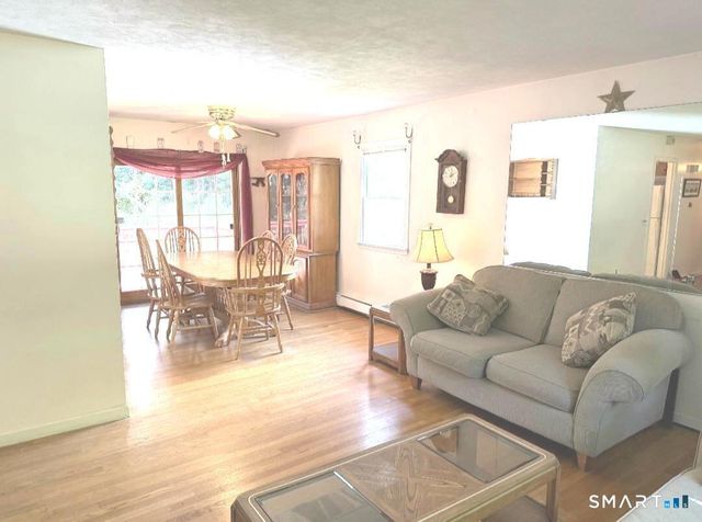 75 Starrs Plain Road, Danbury, CT 06810