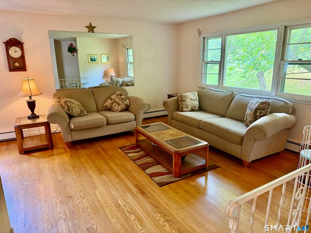 75 Starrs Plain Road, Danbury, CT 06810