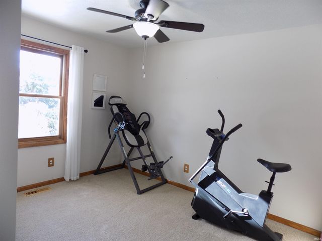 30814 Oakbrook Drive, Granger, IN 46530