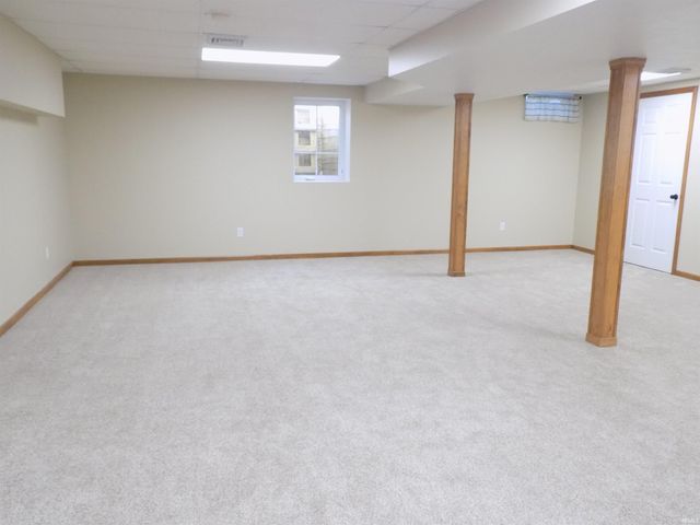 30814 Oakbrook Drive, Granger, IN 46530