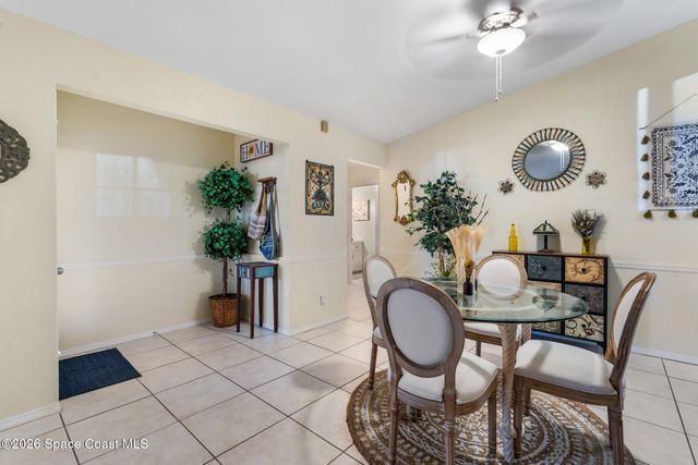 742 Timber Ridge Trail SW C, Vero Beach, FL 32962