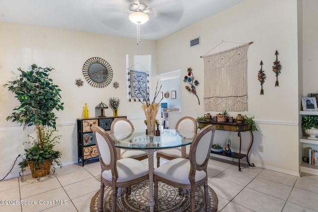 742 Timber Ridge Trail SW C, Vero Beach, FL 32962
