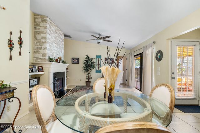 742 Timber Ridge Trail SW C, Vero Beach, FL 32962