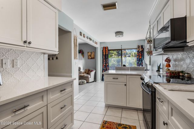 742 Timber Ridge Trail SW C, Vero Beach, FL 32962