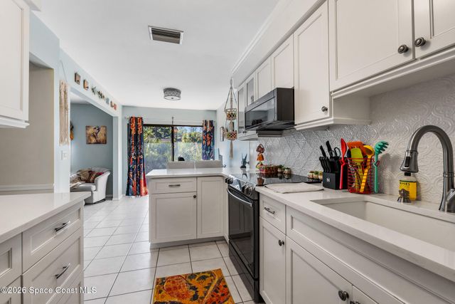 742 Timber Ridge Trail SW C, Vero Beach, FL 32962
