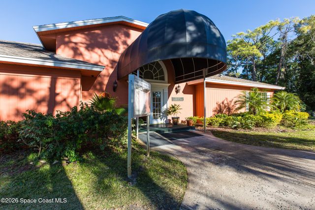 742 Timber Ridge Trail SW C, Vero Beach, FL 32962