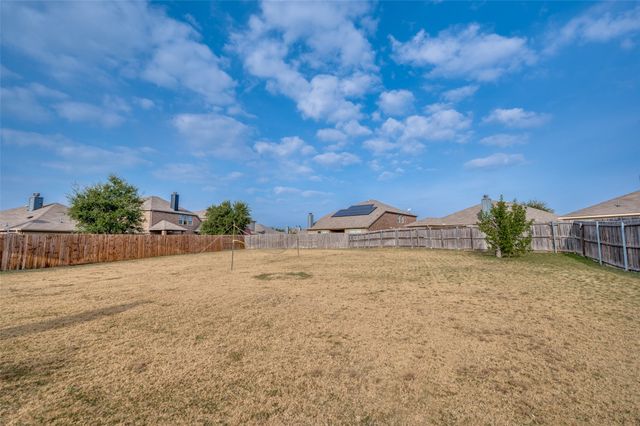 8601 Trailblazer Drive, Cross Roads, TX 76227