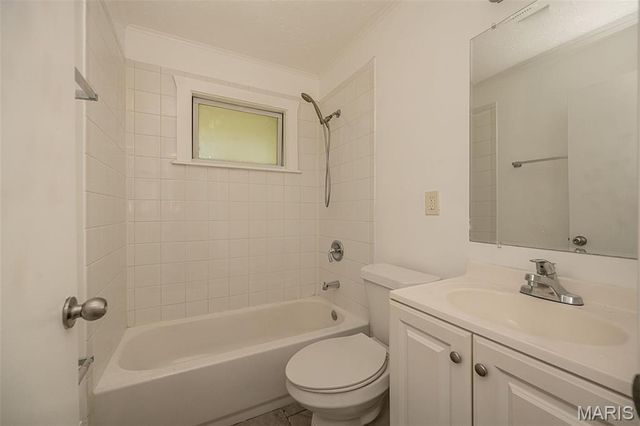 10356 Durness Drive, St Louis, MO 63137