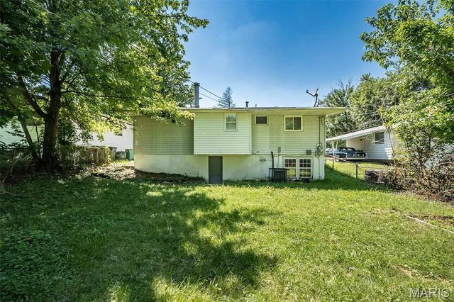 10356 Durness Drive, St Louis, MO 63137